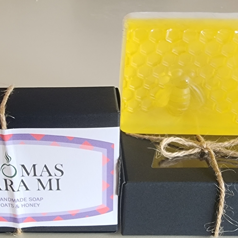 Oats & Honey Homemade Soap - Picture 4 of 4